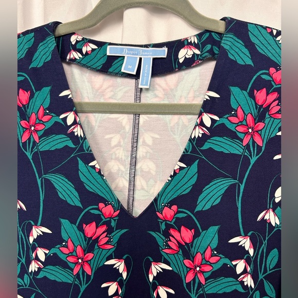 Draper James navy/pink/green floral short sleeved v-neck shift dress, size M - Picture 6 of 10